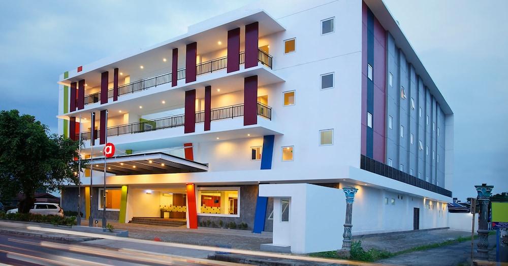 Amaris Hotel Muara Bungo - Jambi Esterno foto